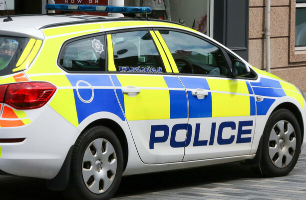 Explosive device found outside a Sinn Féin office in Newry - The Journal