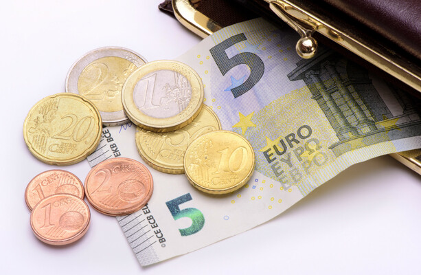 Budget 2026 will see a €10 increase in the State pension - The Journal
