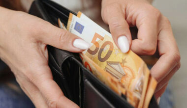 Government extends €1,000 renters tax credit despite warning from Department of Finance