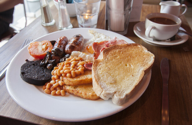 Let’s be clear: Ireland’s hospitality VAT rate will not be passed onto consumers - The Journal