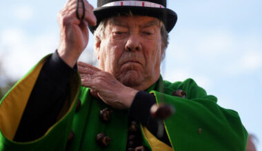 Conker tournament introduces 'airport-style' security after steel conker scandal - The Journal