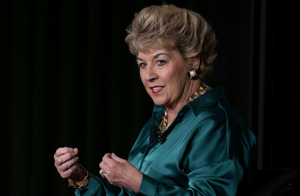 Irish ambassador to US Geraldine Byrne Nason to stay on in role amid choppy diplomatic waters - The Journal