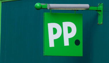 Paddy Power to close 28 shops across Ireland, putting 119 jobs at risk - The Journal