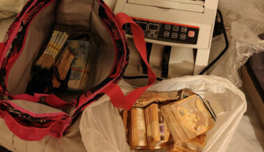 Two women and a man arrested as gardaí seize over €300,000 cash in Dublin city - The Journal