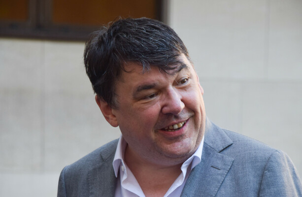 Police taking ‘no further action’ against Graham Linehan after arrest over trans posts - The Journal