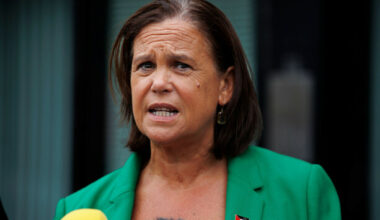 Gardaí called as Mary Lou McDonald and canvassers threatened on Dublin street - The Journal