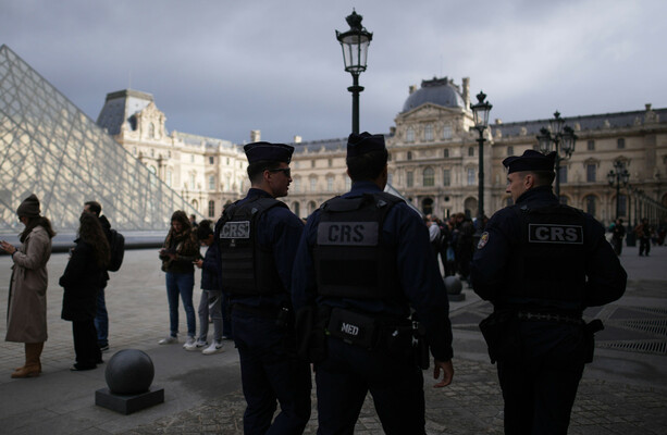 Two Louvre heist suspects ‘partially’ admit participation, says Paris prosecutor - The Journal