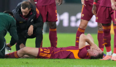 Evan Ferguson forced off injured after just seven minutes of Roma's Serie A clash