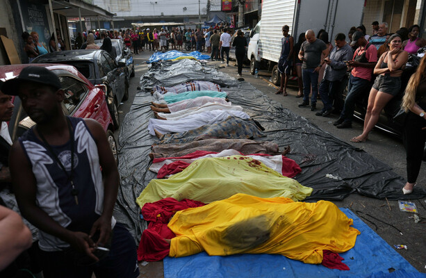 Rio de Janeiro residents line streets with bodies after Brazilian police raid leaves 119 dead - The Journal