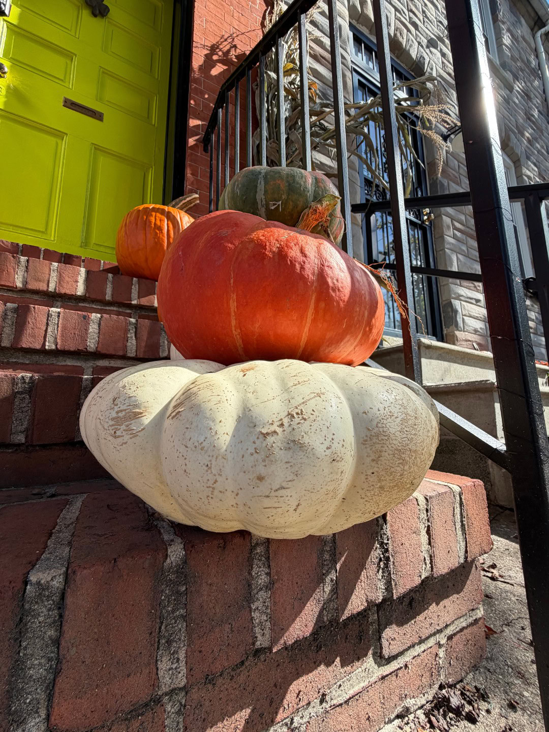 iPhone 17 Pro ultrawide pumpkin stack