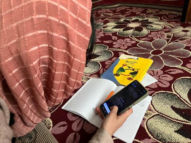Many women in Afghanistan relied on online study; tightening internet restrictions now make it far more difficult. Credit: Learning Together.