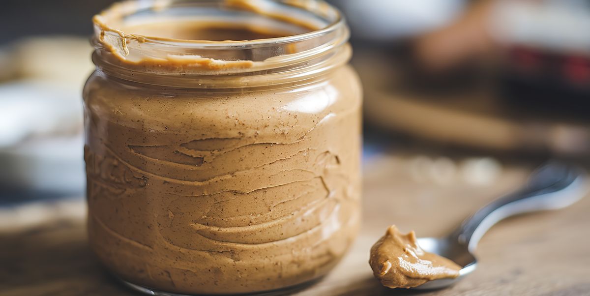 We Asked 5 Experts For The Healthiest Nut Butter & They All Agreed On The Answer