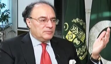 Some multinationals leaving, others entering as Pakistan clears $4bn backlog: FinMin