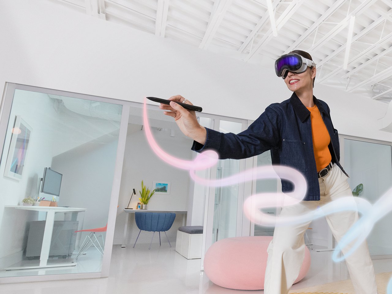 Logitech Muse Digital Marker Lets You Sketch in Midair on Vision Pro