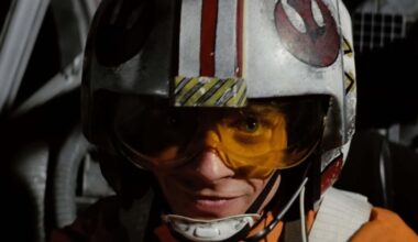 Which version of Star Wars is Disney re-releasing?