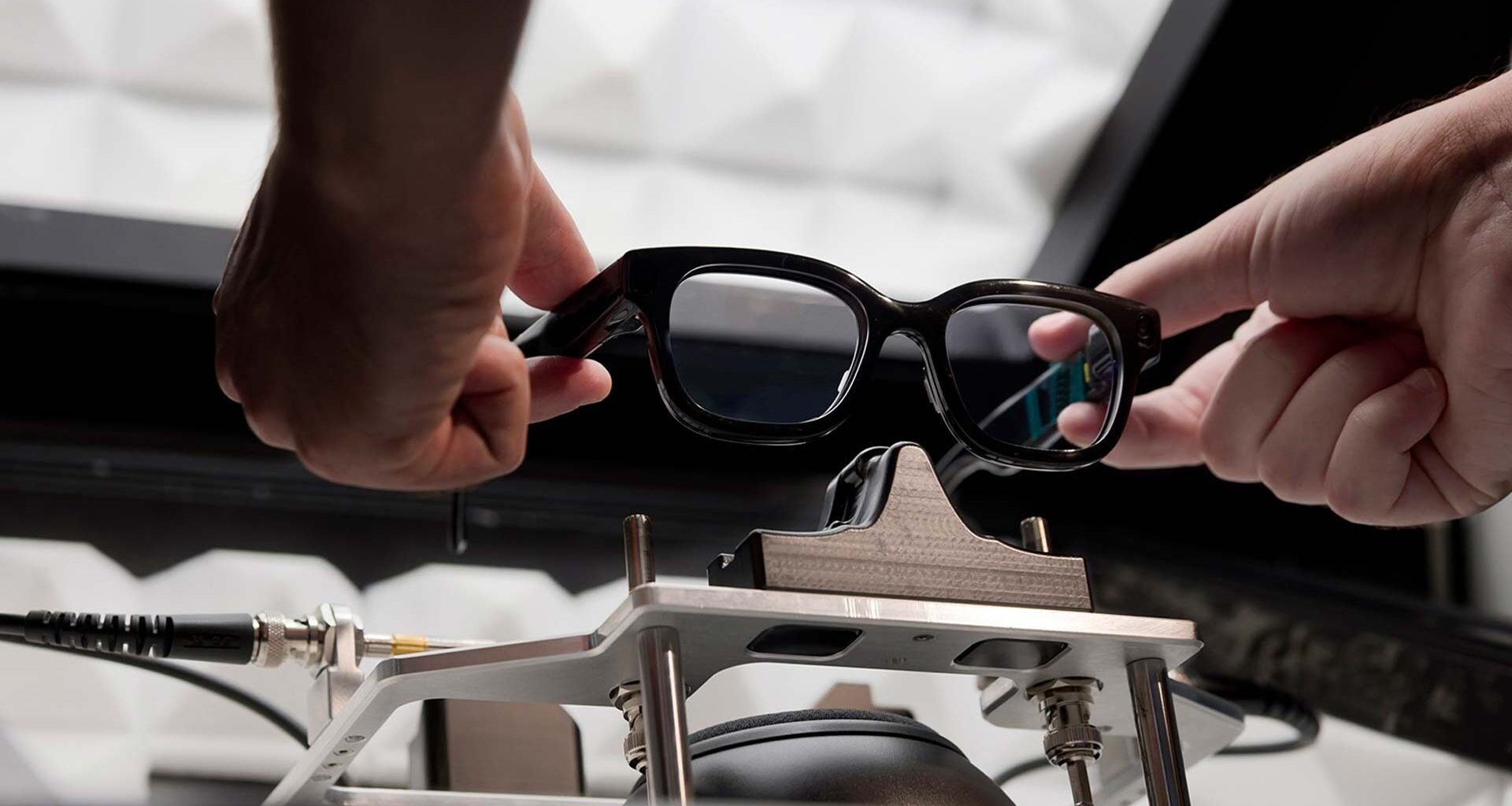 Magic Leap Announces Multi-year AR Hardware Partnership with Google