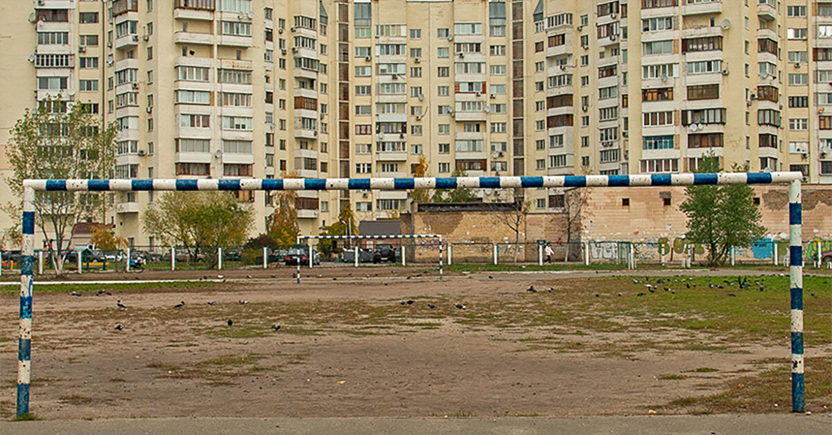 manuel álvarez diestro turns football goalposts into architectural observation frames