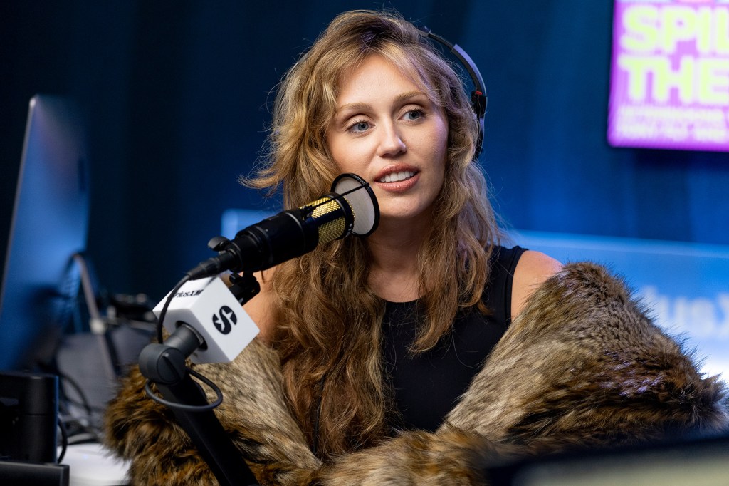 Miley Cyrus Says Beyonce Gave Her a Gift & She'll 'Never' Take It Off