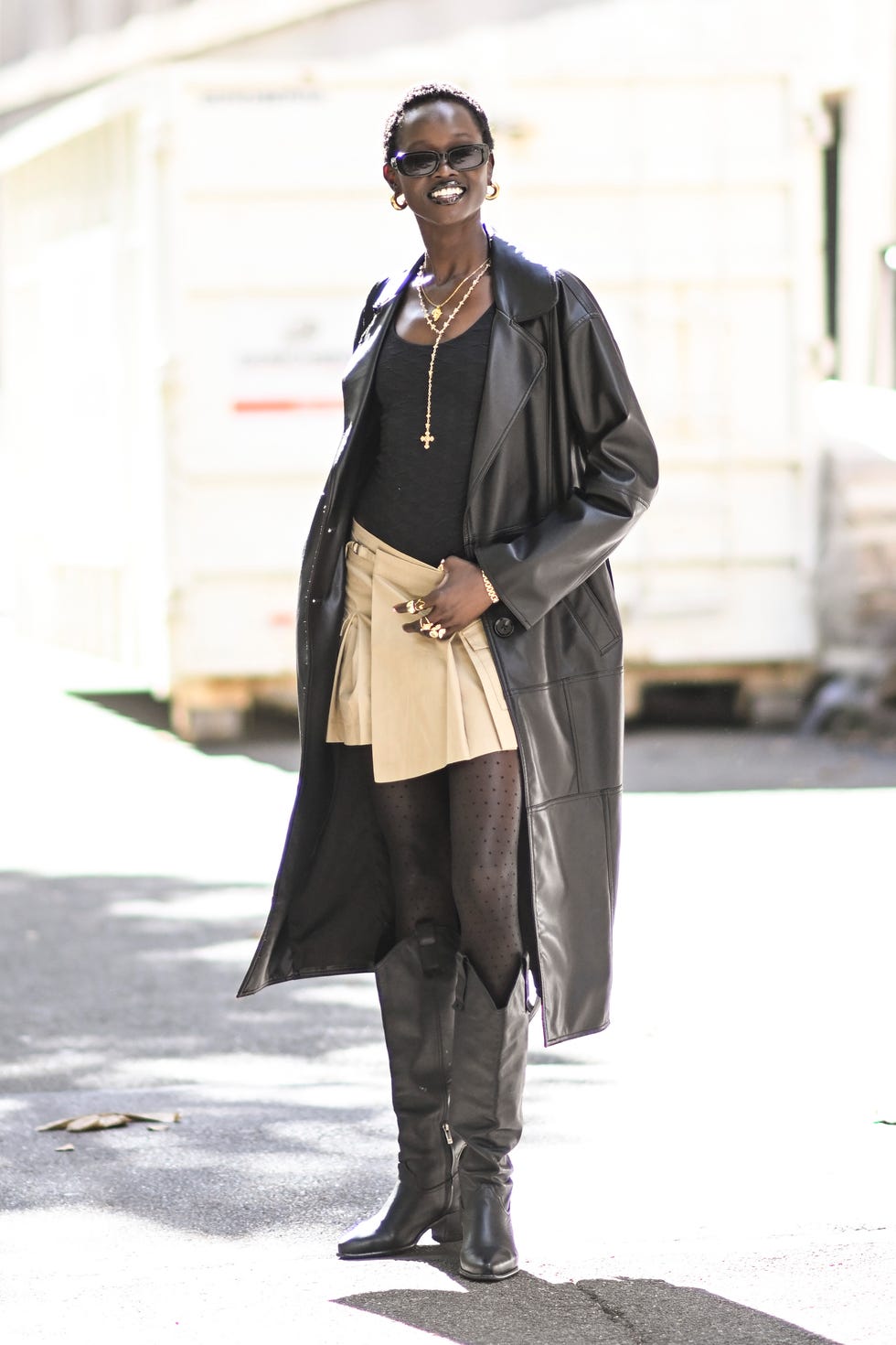 street style paris fashion week womenswear springsummer 2025
