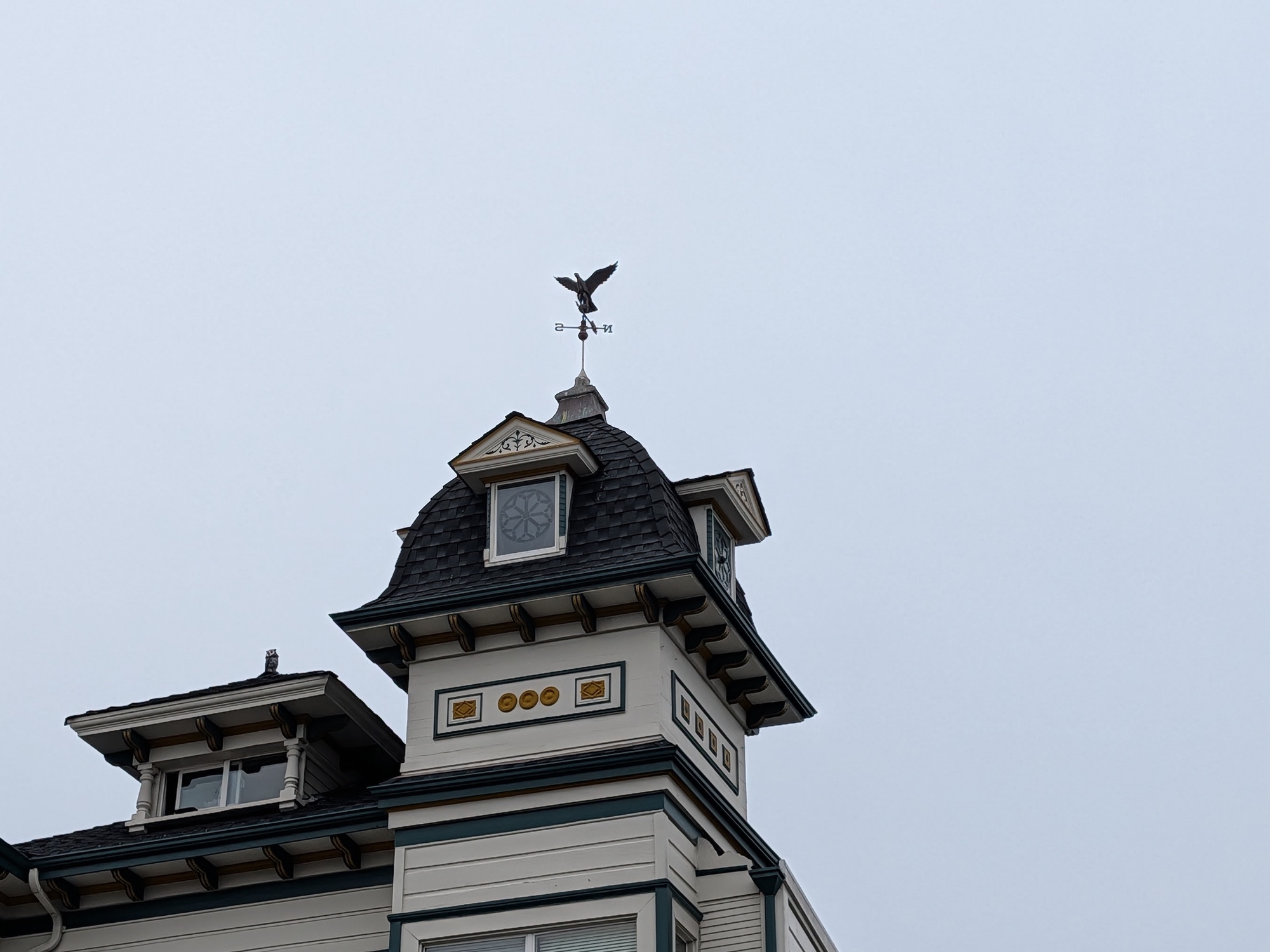 Victorian house by Pixel 10 Pro