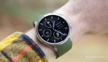 oneplus watch 3 wearing outside hero