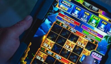 Erratic payments from NSFAS blamed for growing online gambling problem amongst students