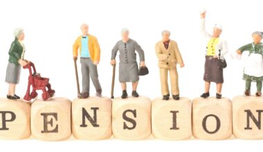 Under LC 75, there will be an equity allocation of 75% tapering gradually from age 35 to 55. Every year, equity allocation reduces by 4%.
