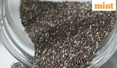 Dr Saurabh Sethi shared the benefits of eating chia seeds