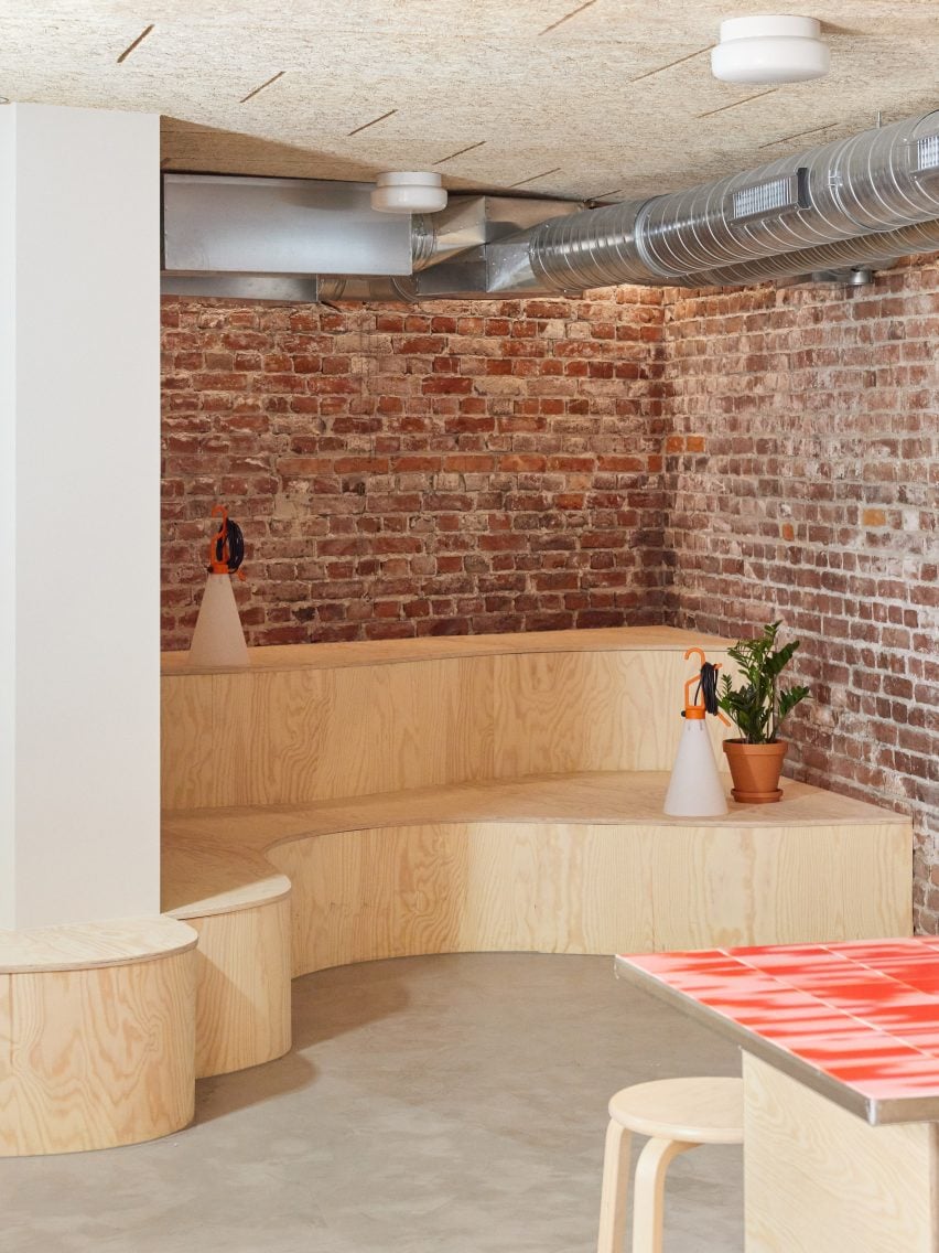 Seating area in Podimo Norway office by Omhu Projects