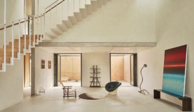 House in Cala Tamarit by Rául Sánchez Architects