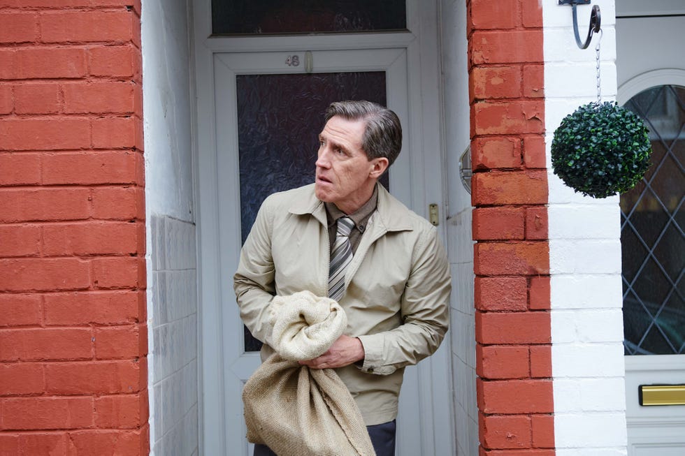 Rob Brydon as Bryn, Gavin and Stacey: The Finale rob brydon as bryn, gavin and stacey the finale