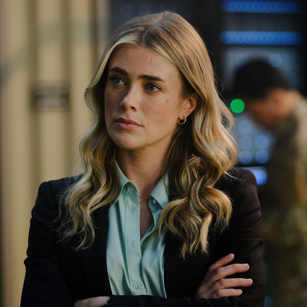 the hunting party clayton jessup episode 102 pictured: melissa roxburgh as rebecca bex henderson (photo by: david astorga/nbc)