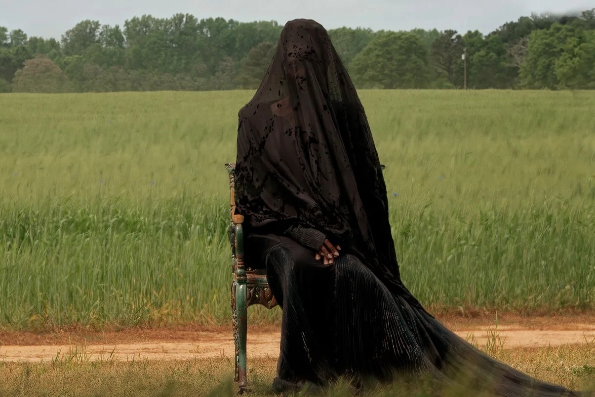 This Year's Underestimated Horror Film Arrives on Streaming, and the Anxiety Literally Lurks in Your Garden