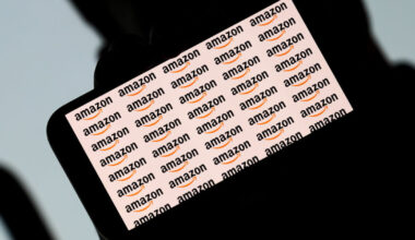 Amazon is selling a $200 smartwatch for $30