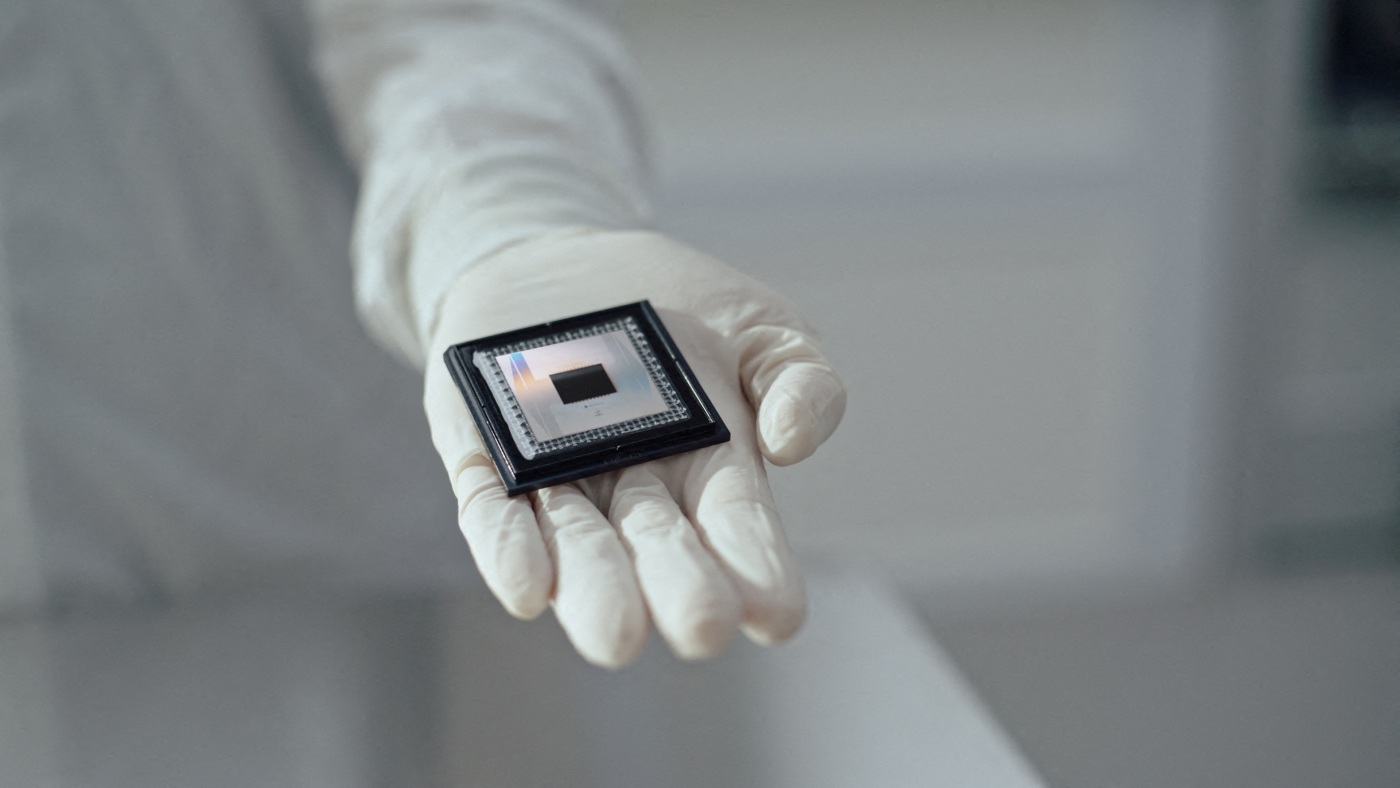 Google unveils a quantum chip. Could it help unlock the universe's deepest secrets? : NPR