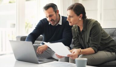 6 Money Hacks of the Super Rich That You Can Try, Too