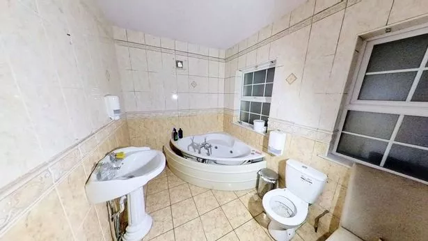 A bathroom of the mansion.