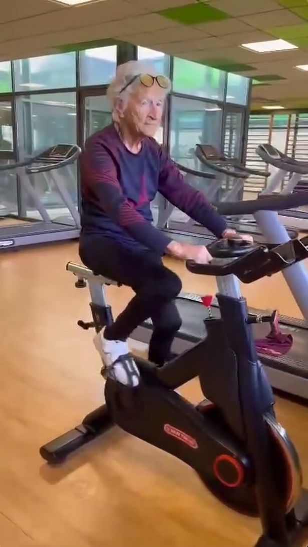 A video grab of Iñaxi training at the gym