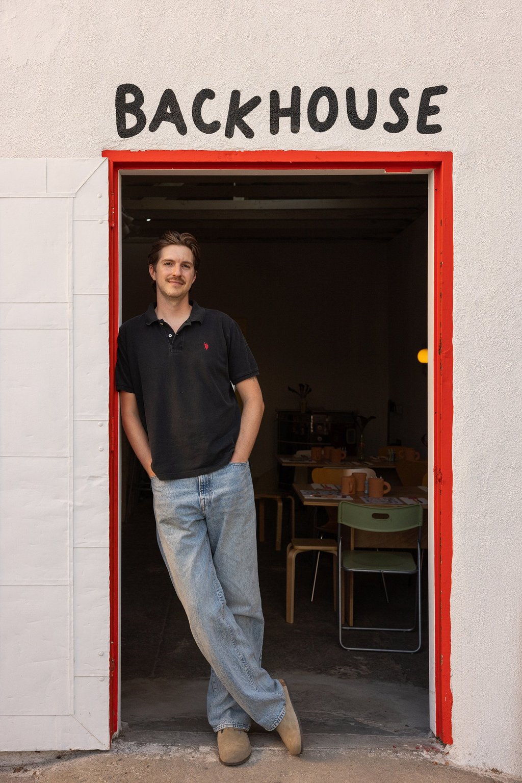 Ceramicist Steve Stringer at his space, Steve’s Backhouse, in September 2025, in Los Angeles, California. Photo: TNS