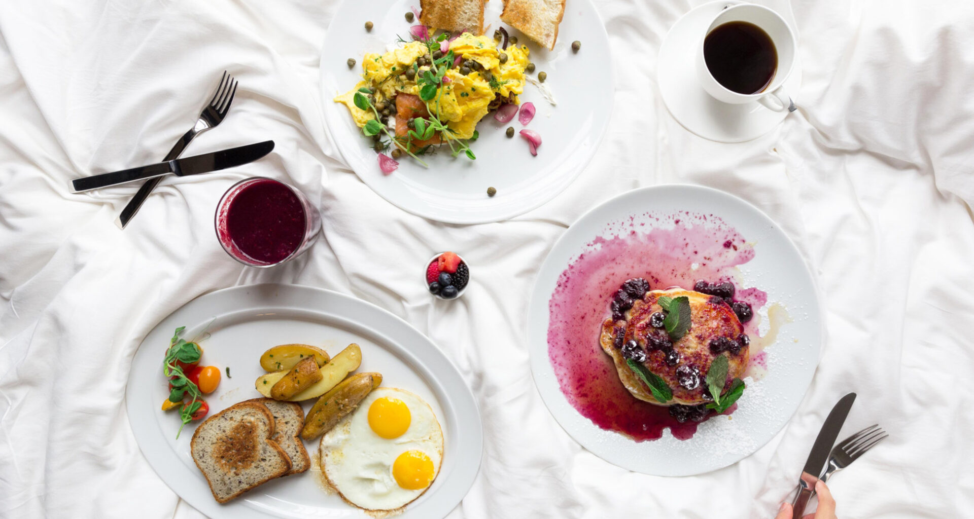 Your Breakfast Schedule Could Reveal How Fast You’re Aging – Here's How - MindBodyGreen