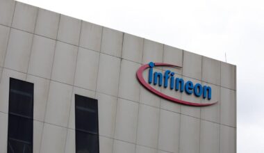 Infineon Sees 2026 Revenue Growth as AI Outlook Boosts Sales