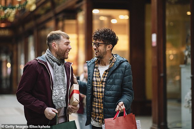 Holiday cheer meets smart budgeting: Make the most of festive treats while staying on top of your spending with helpful budgeting tools