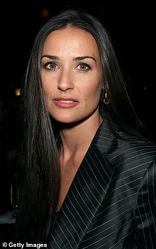 Artificial intelligence was told to analyze photos of the brunette beauty when she was younger. She's seen in 2001