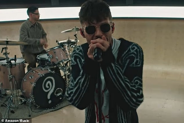 It comes after Louis left fans 'speechless' as he released his new track, Palaces