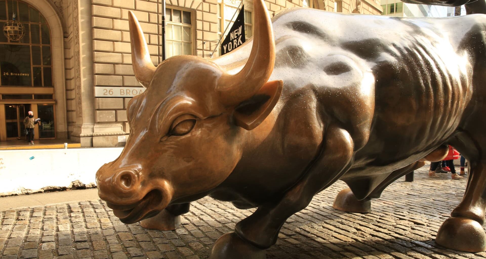 We could still close the year with a rally despite AI slump