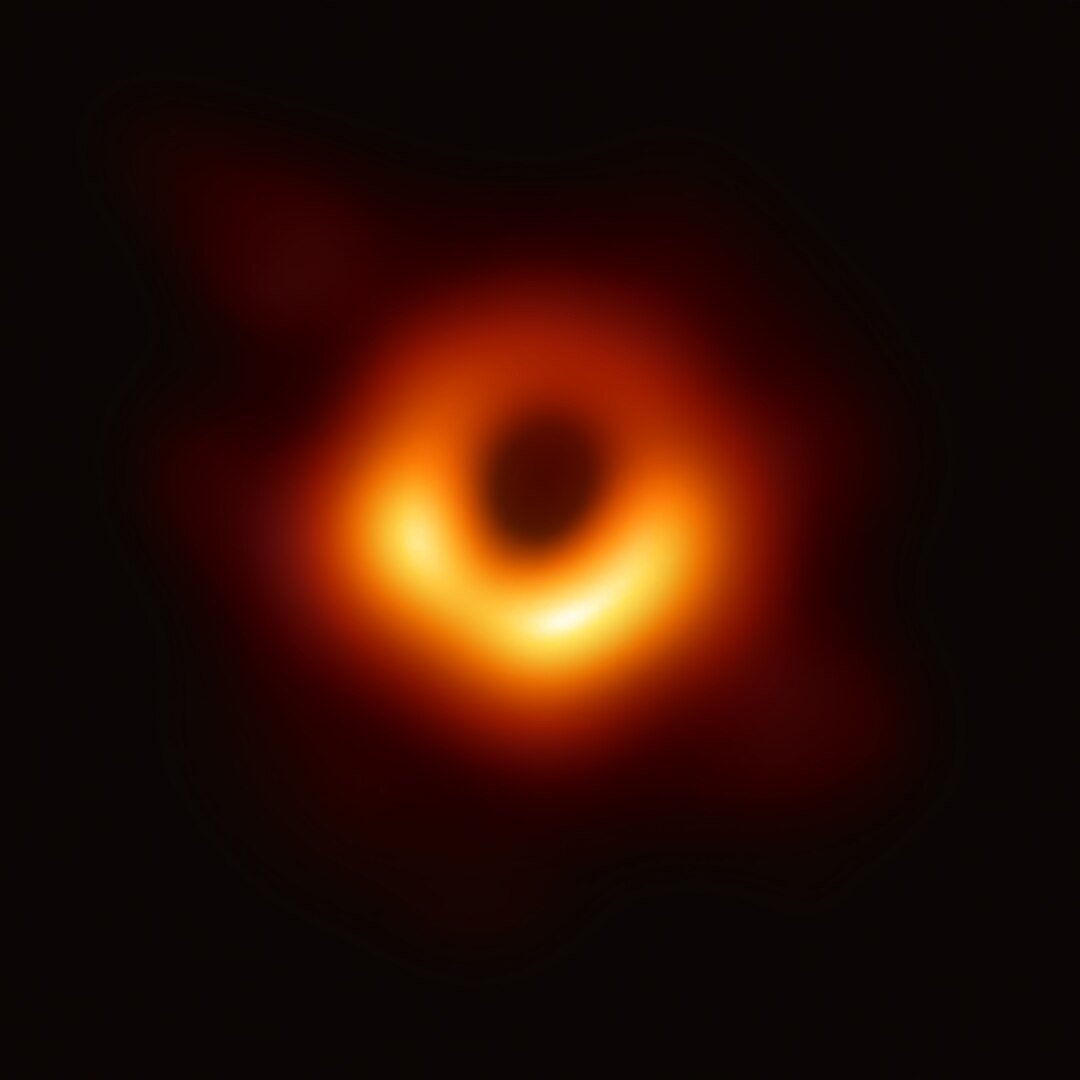 Image of the black hole at the centre of Messier 87 (Credit : Event Horizon Telescope)