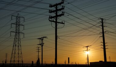 AI could be revolutionary, but don't ‘lose your diversification,' advisor says