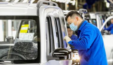 China industrial profits drop 5.5% in October, worst level in five months