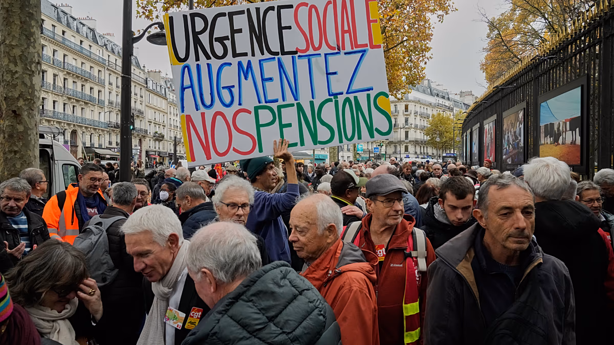 EU urges capitals to improve citizens' private pension options as pressure on state schemes grows