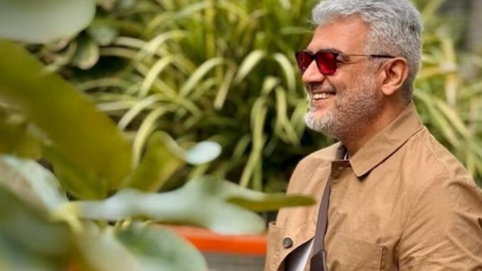 Ajith recalls bleeding after an 18-year-old fan slashed his palm with blade while shaking hands: ‘It happens very often’